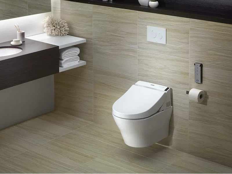 Đánh bóng, vệ sinh bồn cầu TOTO đúng cách như thế nào?